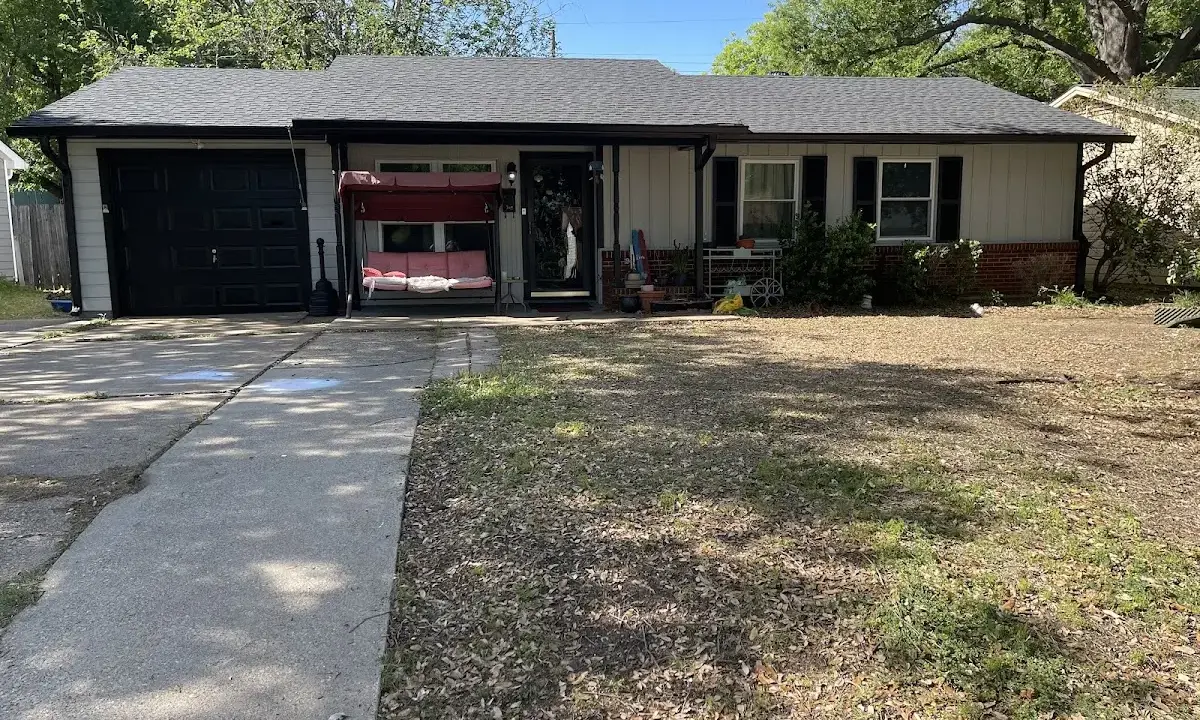 Asphalt Shingle Roof Repair crew at work on a residential roof in Lake Wales